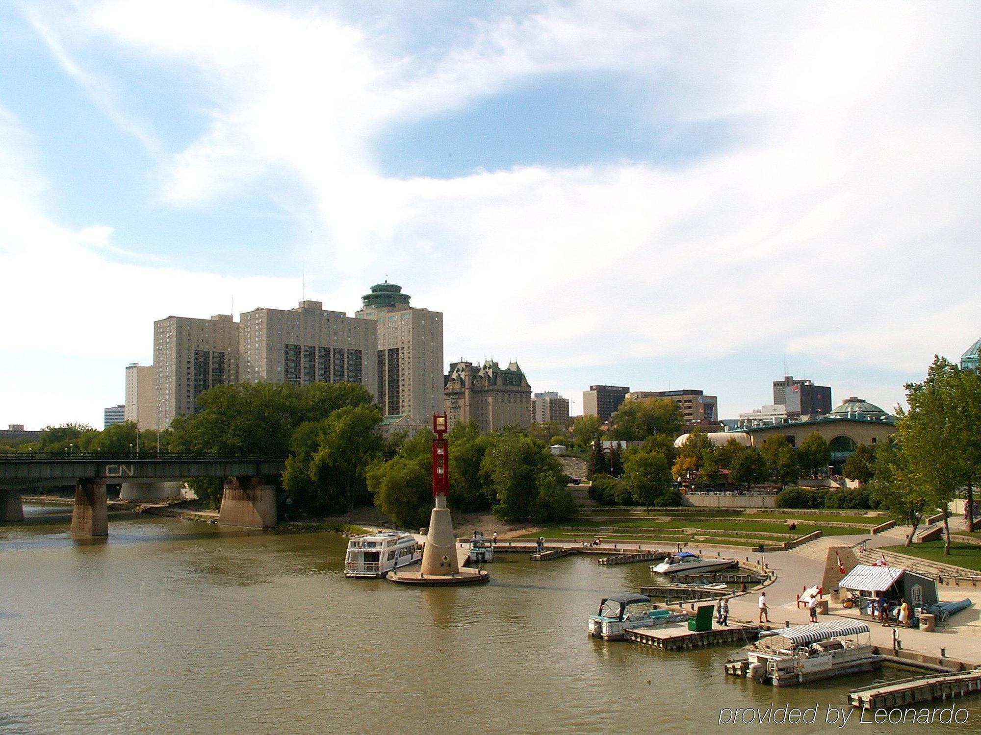 Holiday Inn & Suites Winnipeg Downtown By Ihg Exterior foto